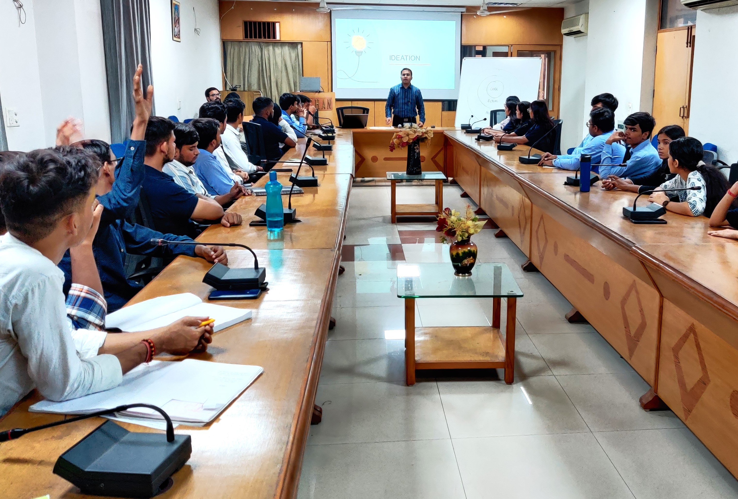 Vyapar Niti: The Art of Business & Innovation - photo 2