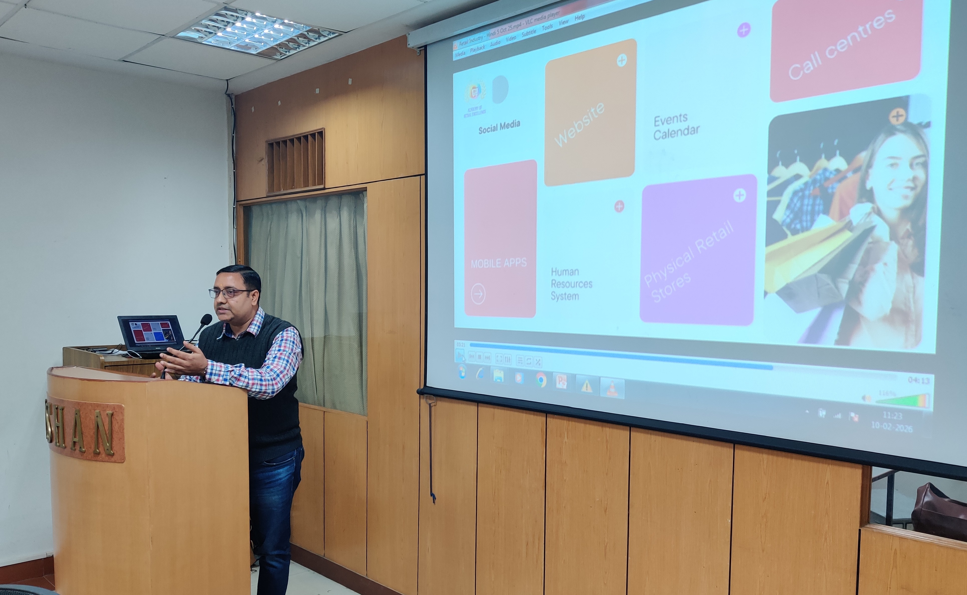 Regular Guest Lectures - photo 2