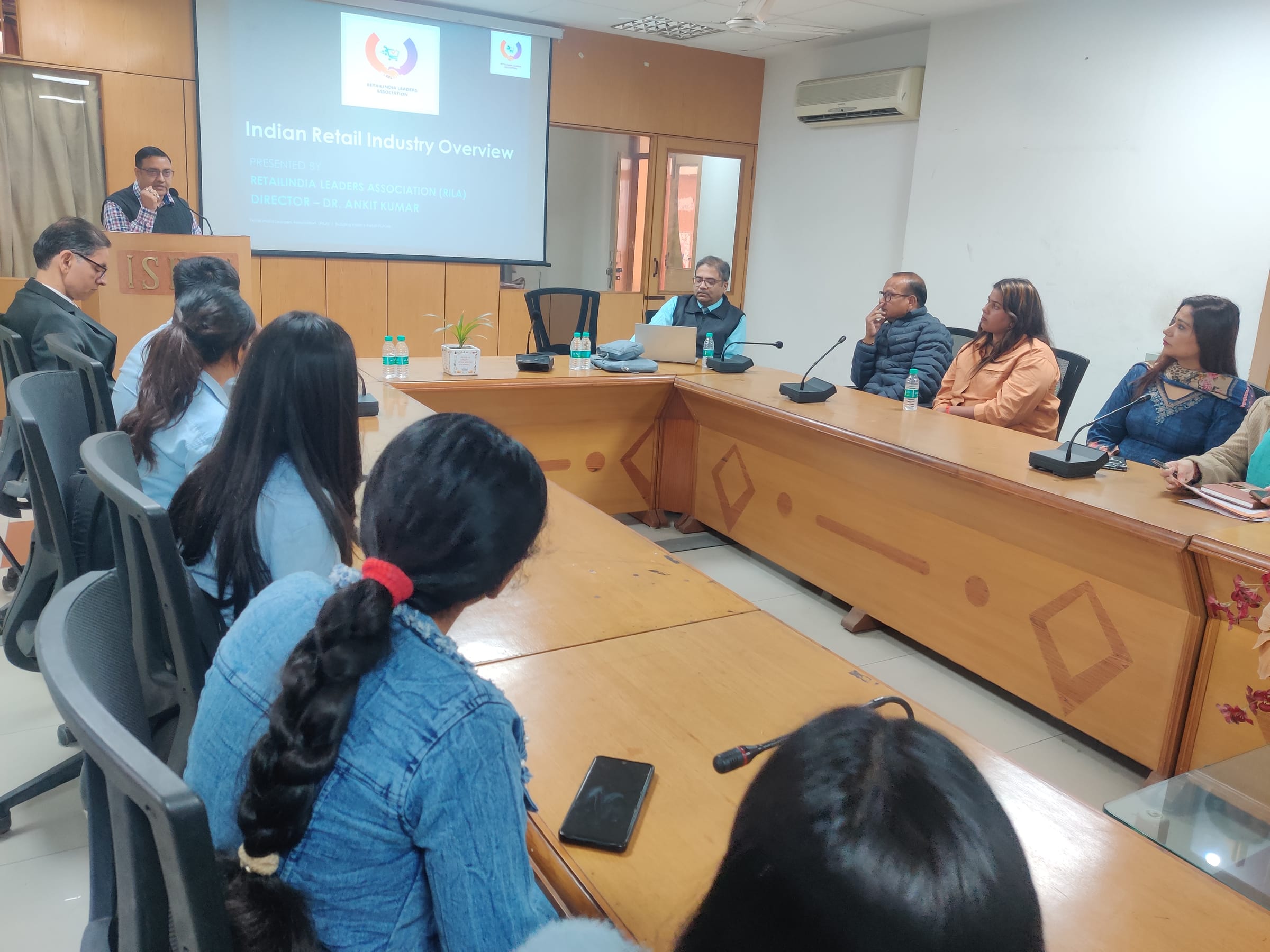 Seminar on Retail Careers – Dr. Ankit Kumar - Image 2